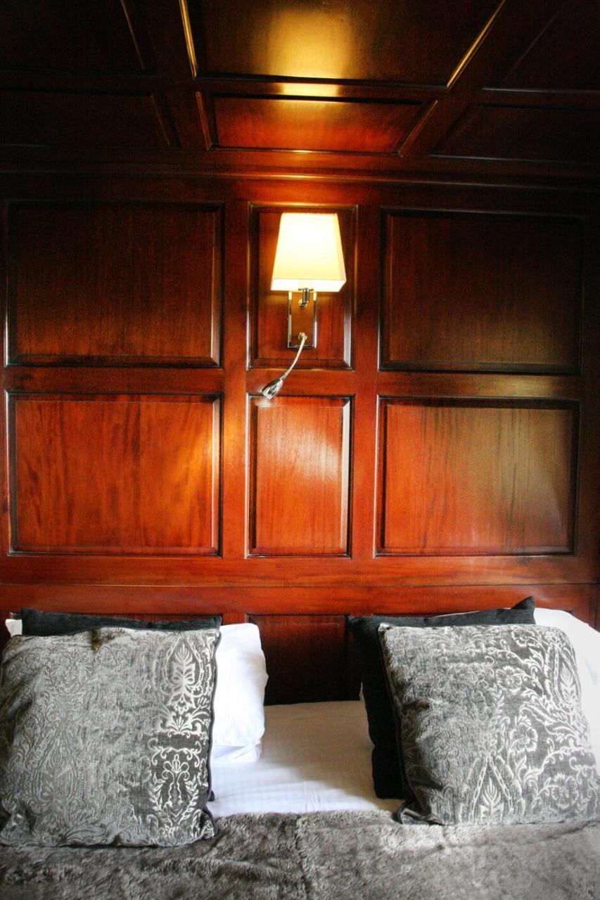 Townhouse Rooms Truro Esterno foto